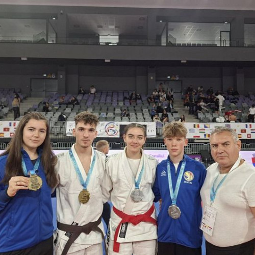 Medalii și titluri pentru sportivii de la CSM Sfântu Gheorghe la Campionatul Balcanic de Ju-Jitsu