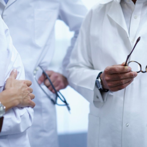 Medicii acuză nerespectarea drepturilor salariale legale