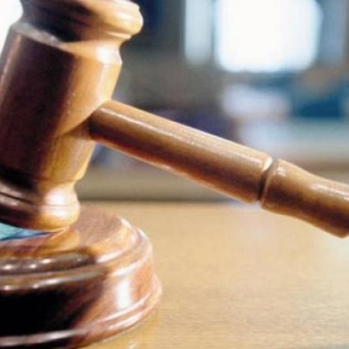 Femeie condamnată la închisoare pentru tentativă de omor, prinsă de polițiștii covăsneni