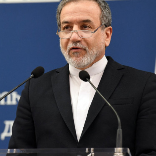 Ministerul iranian de Externe amenință cu suspendarea discuțiilor nucleare cu europenii
