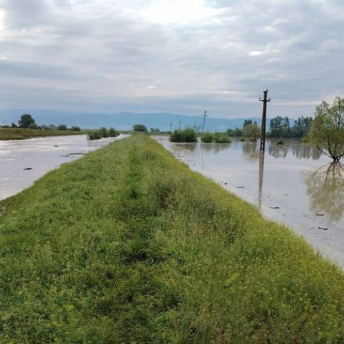 Apelurile pentru ajutor continuă în județul Covasna după inundații severe
