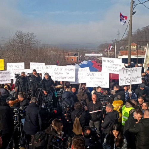 Proteste și blocaje pe drumurile din Pristina din cauza noii directive energetice