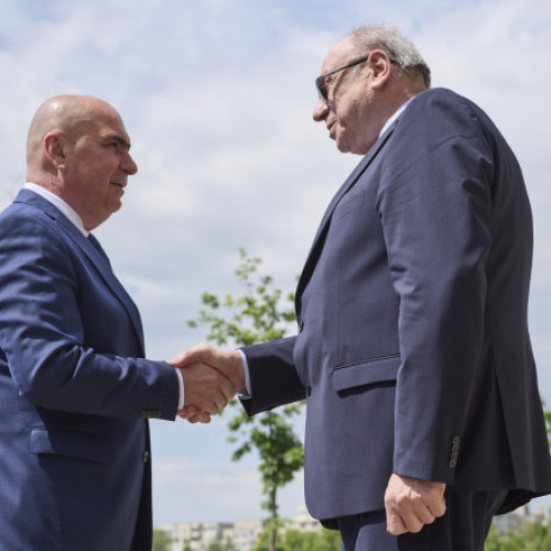 Bolojan: transparența, un instrument esențial pentru combaterea corupției în instituții