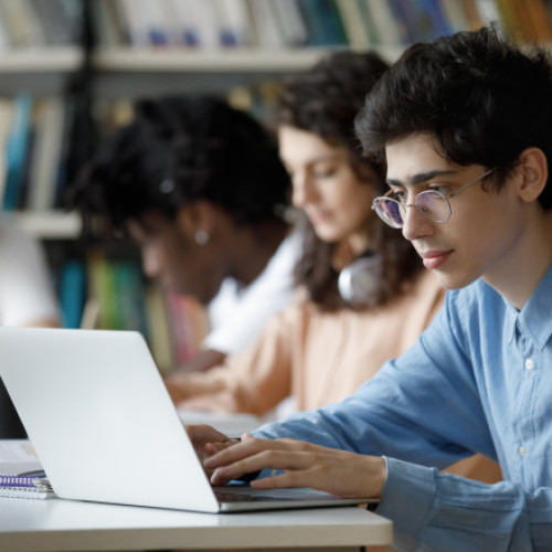 Programă pentru examenul de bacalaureat la limba și literatura română păstrată pentru 2025