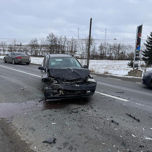 Accident cu 3 mașini avariate în Dalnic, fără victime