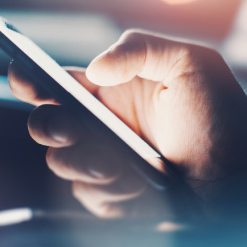 Cinci ţări europene vor testa o aplicaţie de verificare a vârstei utilizatorilor în spaţiul online