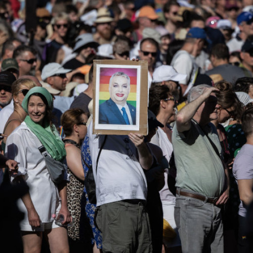 Analiză Viktor Orban și lupta pentru sufletul Ungariei: norii negri de pe cerul premierului maghiar, prevestiți de curcubeul Budapest Pride