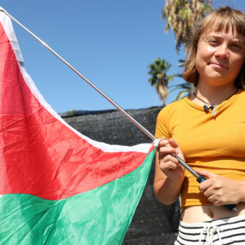 Flotilă umanitară cu Greta Thunberg pleacă din Barcelona pentru a sparge blocada Gazei