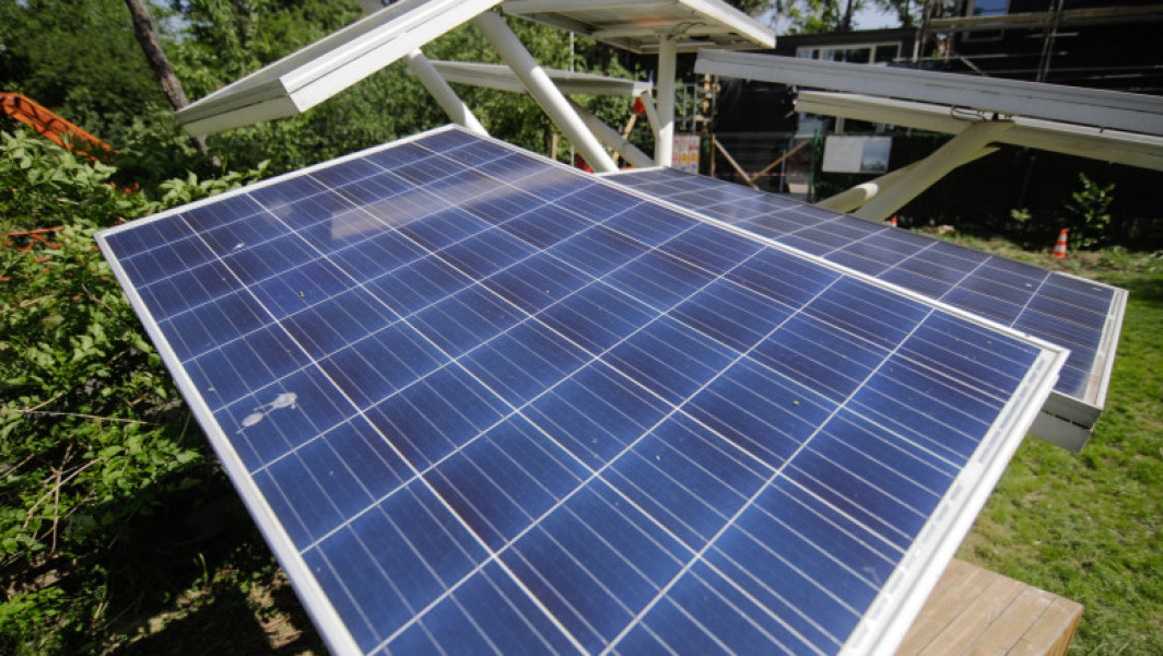 Asociația Prosumatorilor și Comunităților de Energie propune cinci măsuri pentru reducerea facturilor la energie