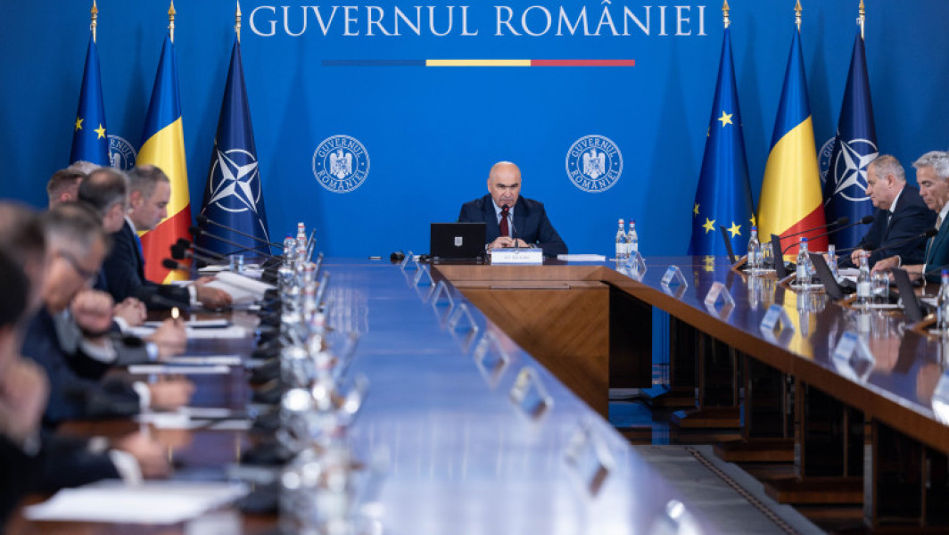 Dominic Fritz: Guvernul Bolojan riscă să-și piardă legitimitatea dacă legea pensiilor magistraţilor e neconstituţională