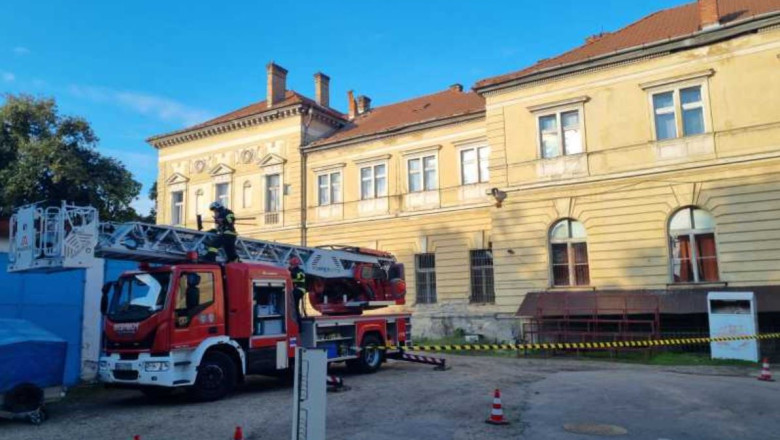 Cutremurul din Satu Mare a produs avarii la mai multe clădiri și a impus evacuări preventive în școli