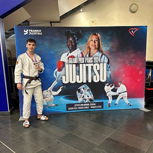 Sportivul din Sfântu Gherghe câștigă locul II la Openul Parisului la Ju-Jitsu